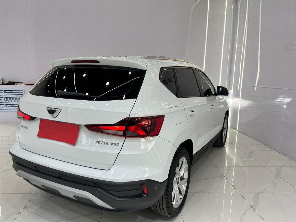 Модель 2023 Jetta VS5 280TSI Автоматическая коробка передач Progressive Edition - Huishida Trading