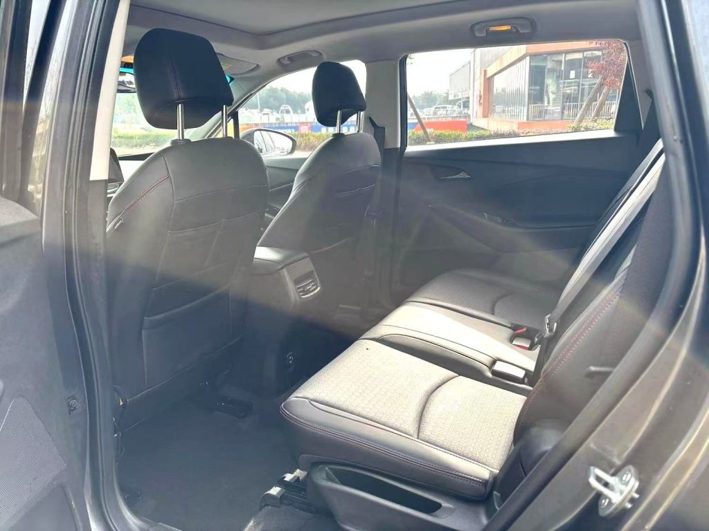 Chevrolet ORLANDO 2020 Model Mild Hybrid Redline 530T Automatic Premium Edition (5+2 места) - Huishida Trading