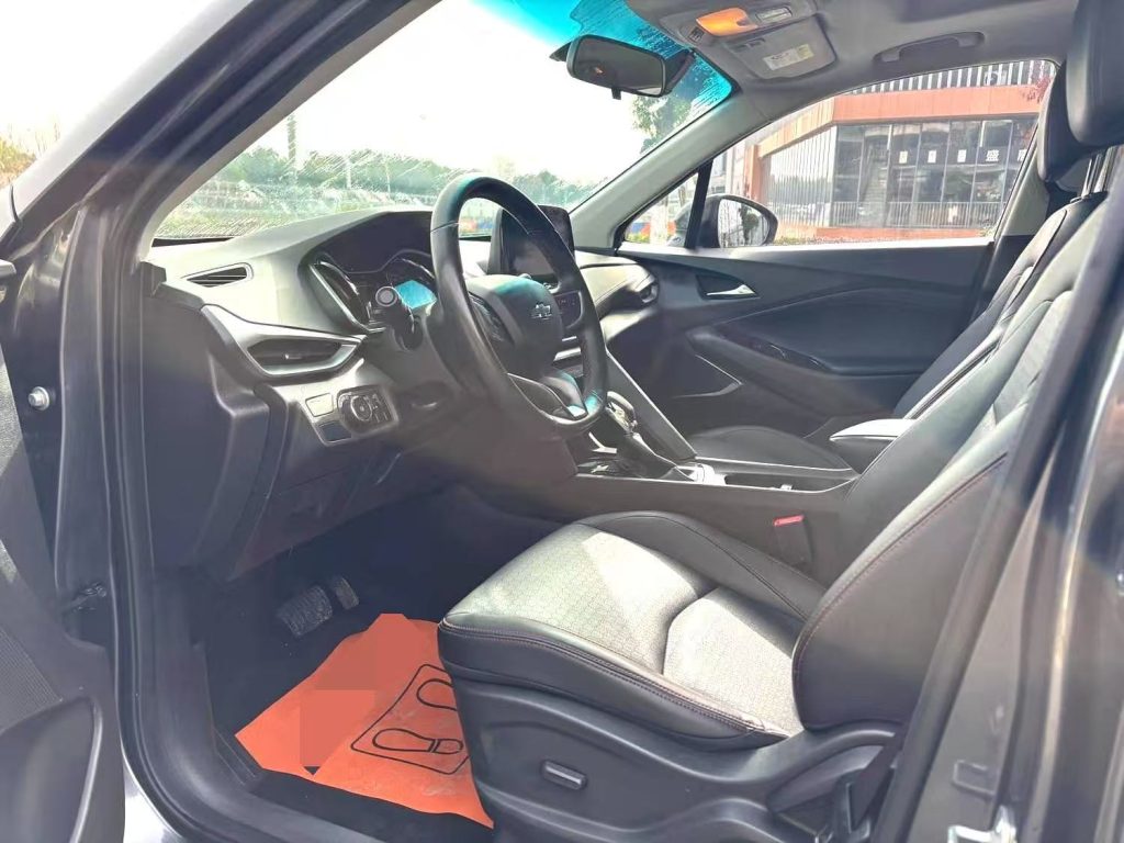 Chevrolet ORLANDO 2020 Model Mild Hybrid Redline 530T Automatic Premium Edition (5+2 места) - Huishida Trading