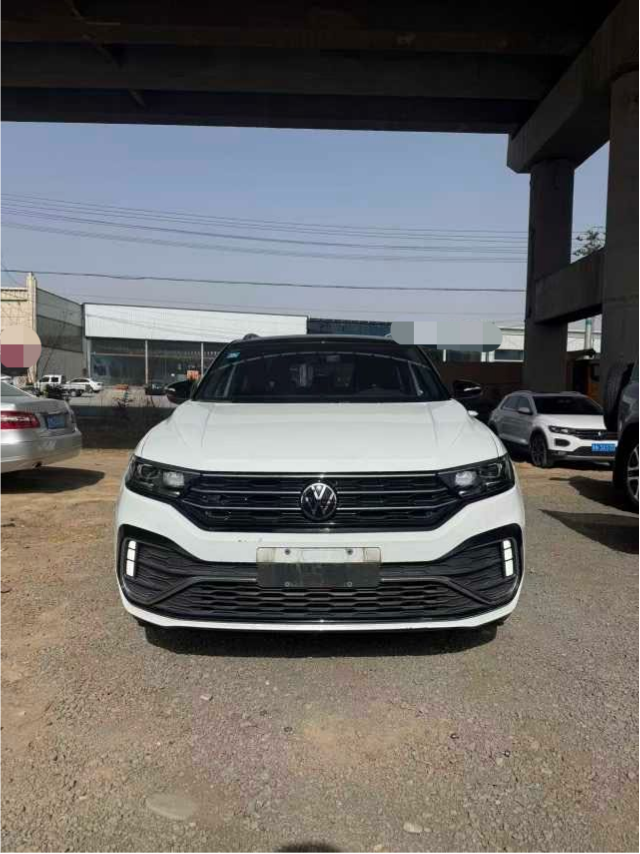 Volkswagen T-ROC 2022 года 280TSI DSG Передний привод R-Line Pro PLUS - Huishida Trading