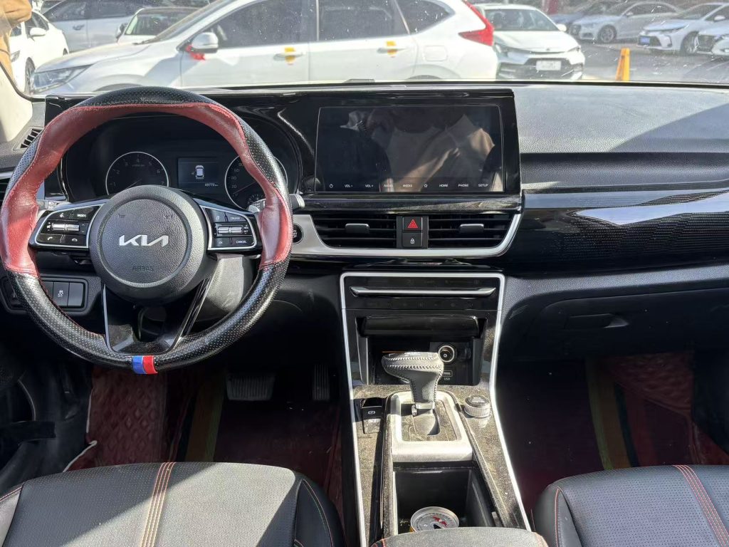 Kia KX3 (Seltos) 2021 1,5 л CVT Trend Edition - Huishida Trading