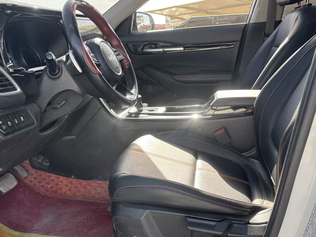 Kia KX3 (Seltos) 2021 1,5 л CVT Trend Edition - Huishida Trading