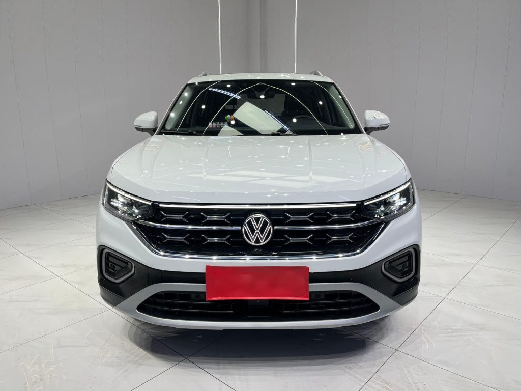 Volkswagen TAYRON 2023 года 280TSI 2WD Luxury Plus Advanced Edition - Huishida Trading