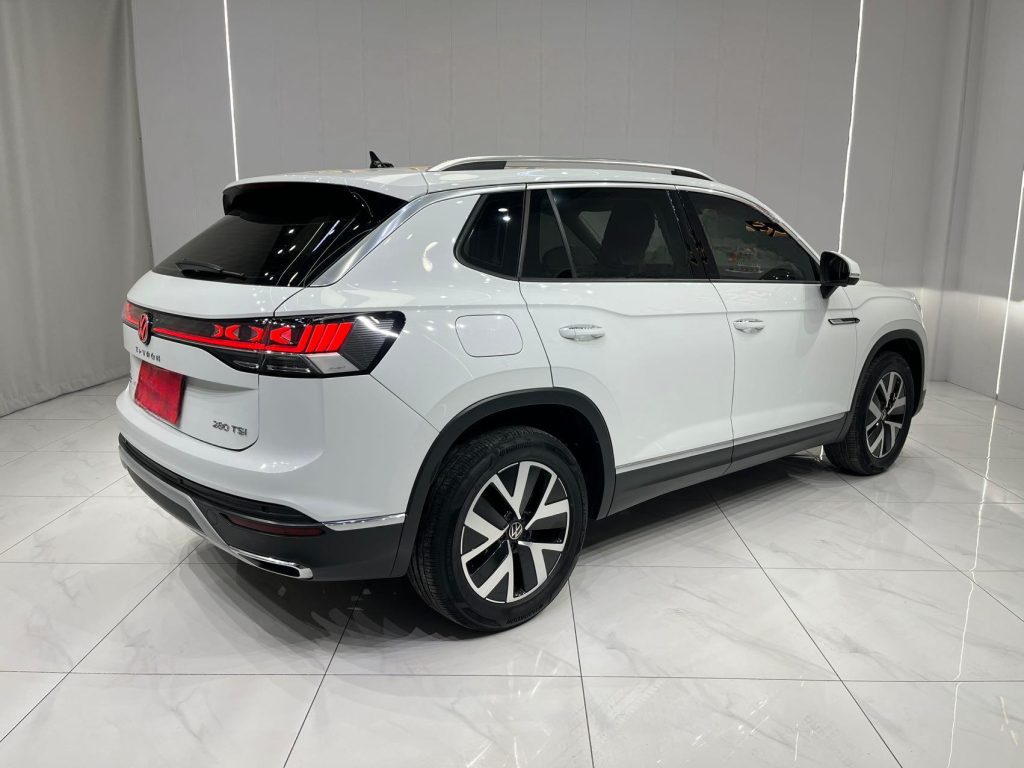 Volkswagen TAYRON 2023 года 280TSI 2WD Luxury Plus Advanced Edition - Huishida Trading