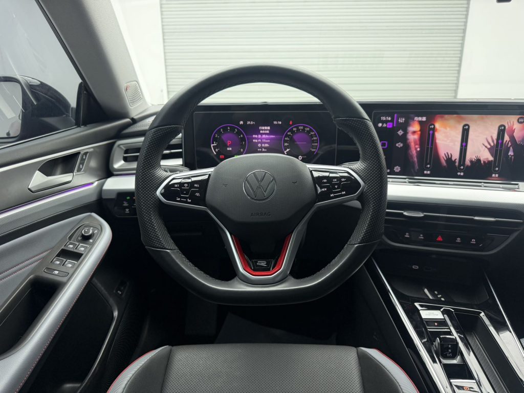 Volkswagen LAMANDO L 2022 года Lingdu L 280TSI DSG Cool Edition - Huishida Trading