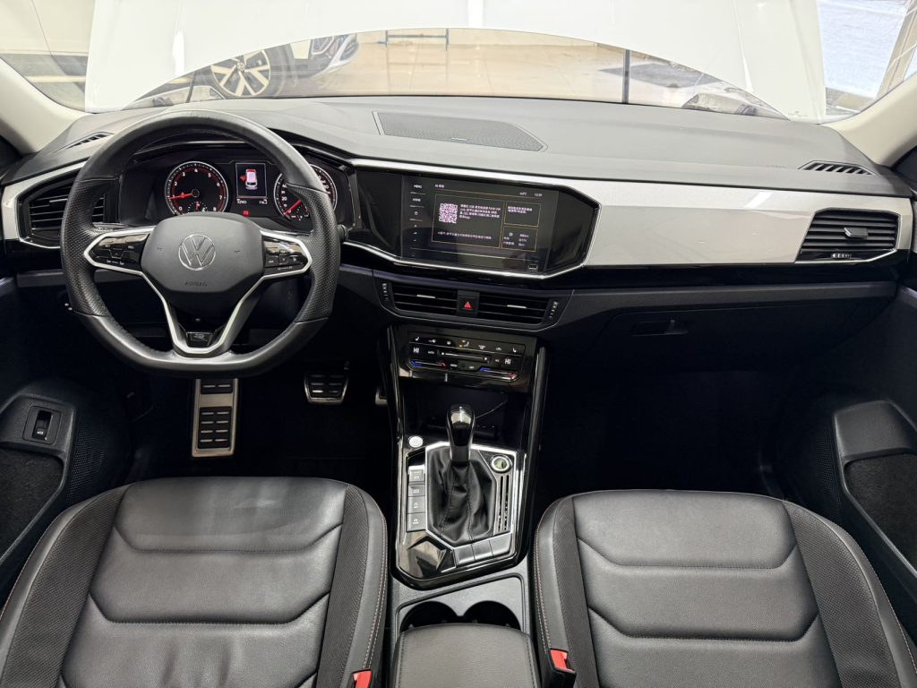 Volkswagen TAYRON 2022 280TSI 2WD Luxury Smart Connect Edition - Huishida Trading