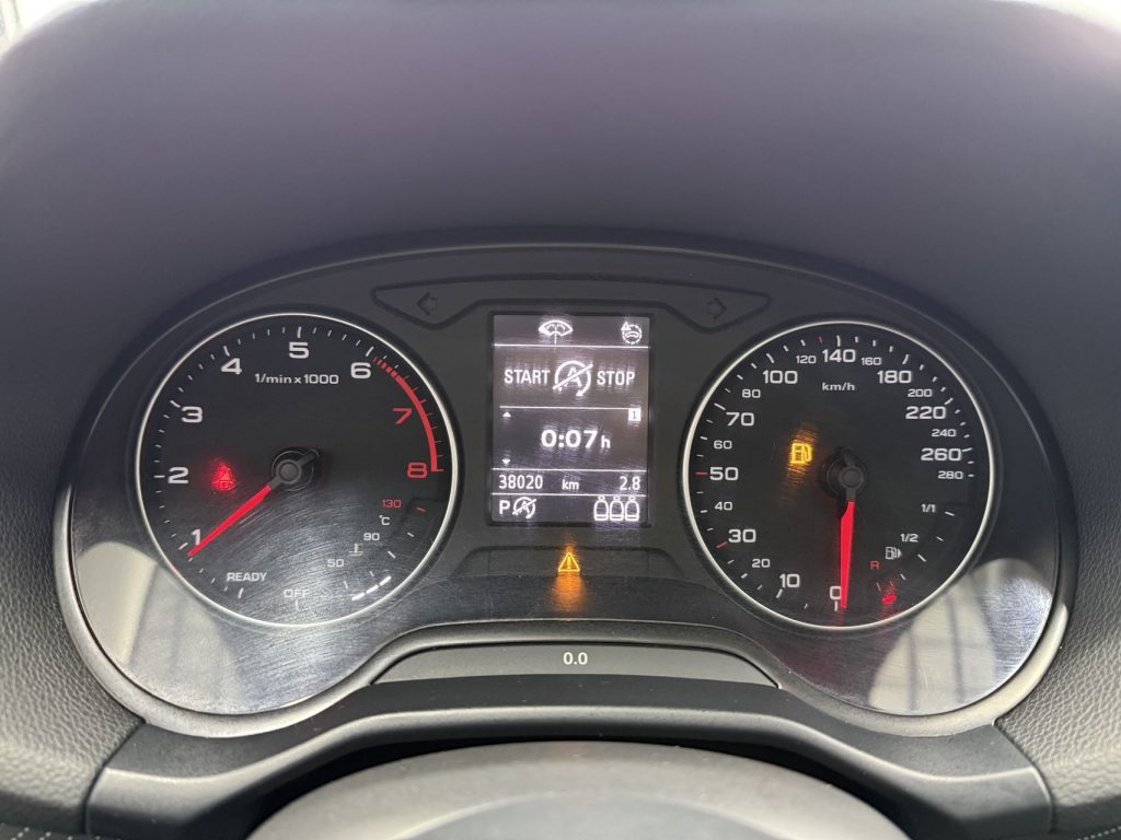 Audi Q2L 2022 года 35 TFSI Sportline National VI - Huishida Trading