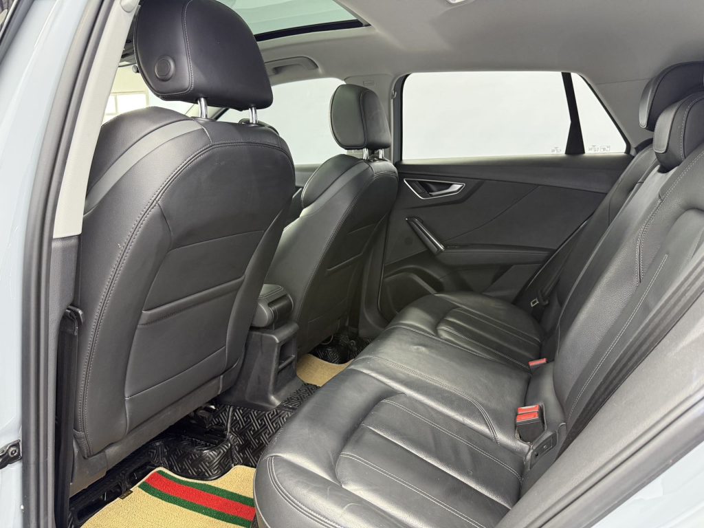 Audi Q2L 2022 года 35 TFSI Sportline National VI - Huishida Trading