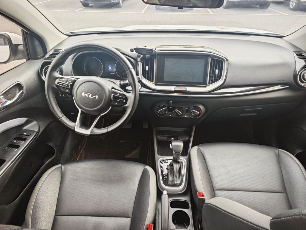 KX1 (Stonic）2021 Модель 1.4L Automatic Fun Edition - Huishida Trading