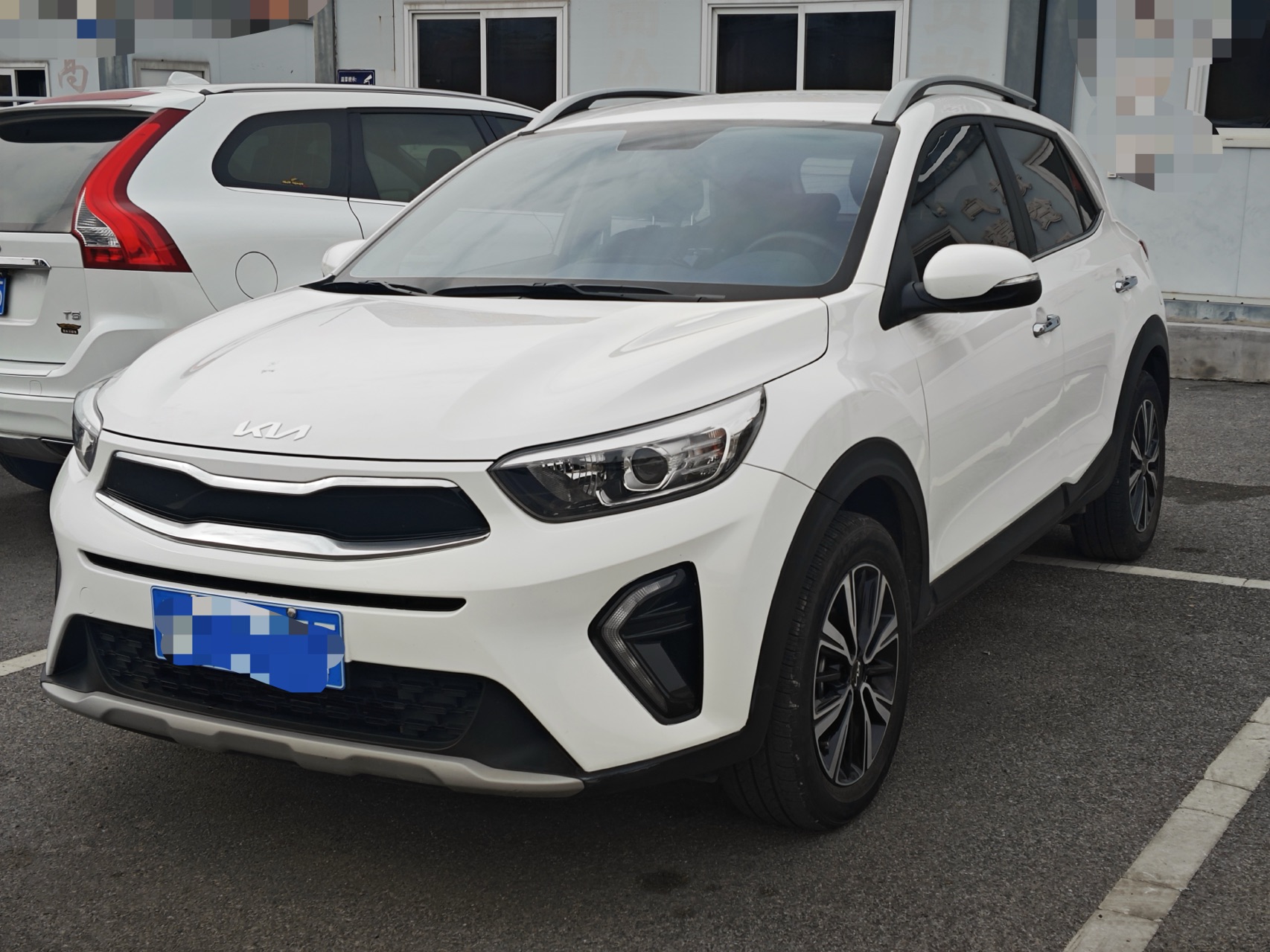 KX1 (Stonic）2021 Модель 1.4L Automatic Fun Edition