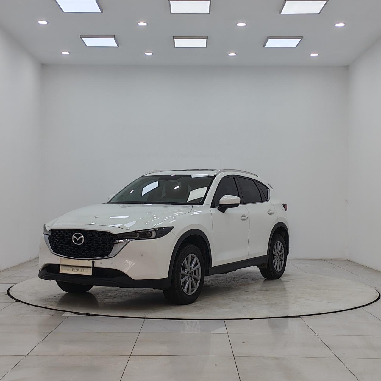 Mazda CX-5  2022 года  2,0 л  Автоматическая коробка передач  Передний привод  Smart Style