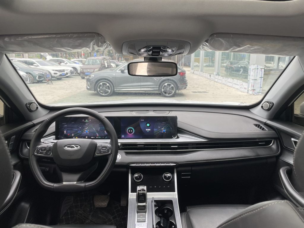 Chery Tiggo 7 PLUS 2021 года 1.5T CVT Premium Edition - Huishida Trading