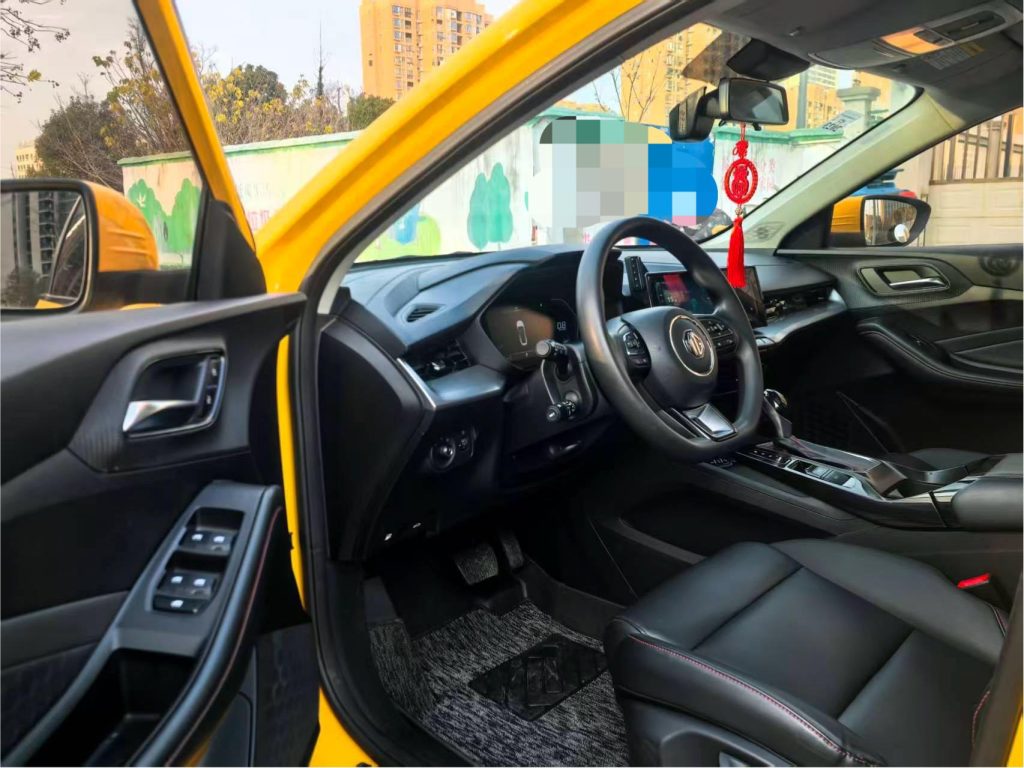 MG5 Yellow 2021 180DVVT CVT Youth Luxury Edition - Huishida Trading