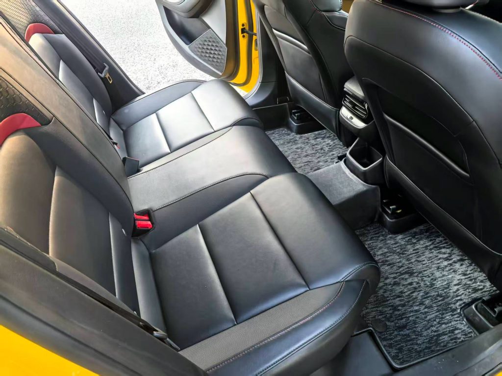 MG5 Yellow 2021 180DVVT CVT Youth Luxury Edition - Huishida Trading