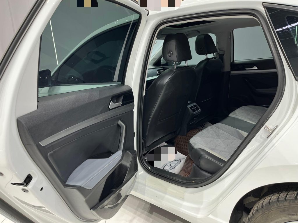 Volkswagen Lavida 2023 года 280TSI DSG Full Comfort Edition - Huishida Trading