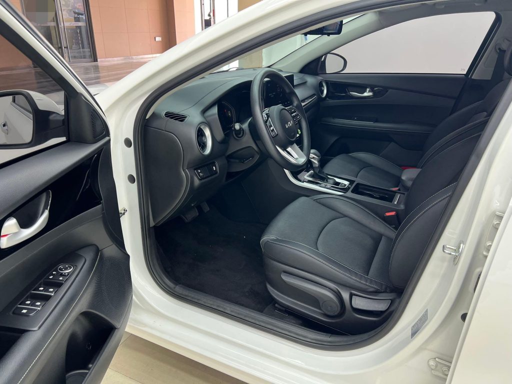 Kia K3 2021 Facelift 1.5L CVT Fashion Edition - Huishida Trading