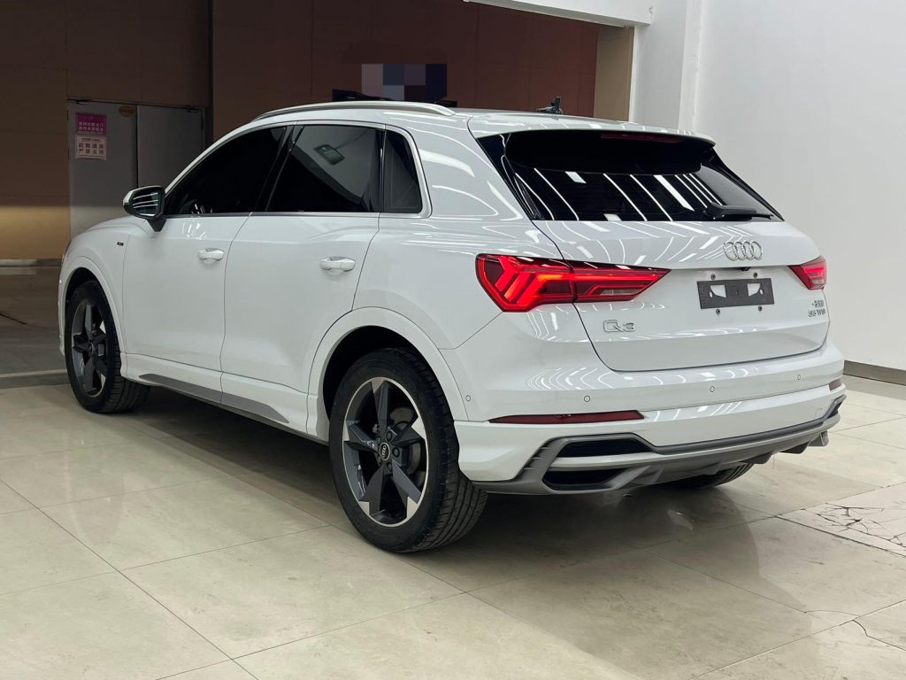 Audi Q3 2022 года 35 TFSI Sportline - Huishida Trading