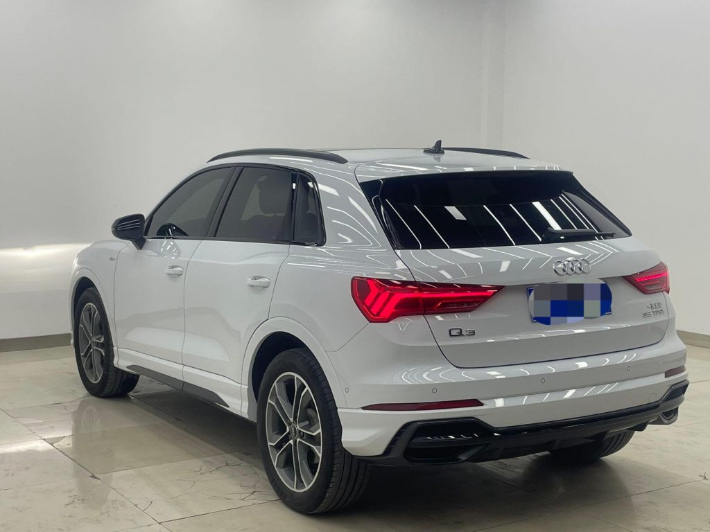 2023 Audi Q3 35TFSI Sportline - Huishida Trading