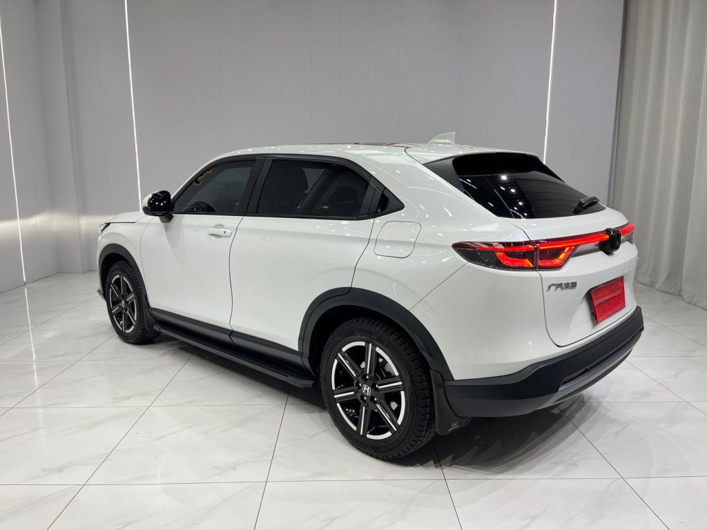 Honda Vezel 2023 года 1,5 л CVT Tech Edition - Huishida Trading