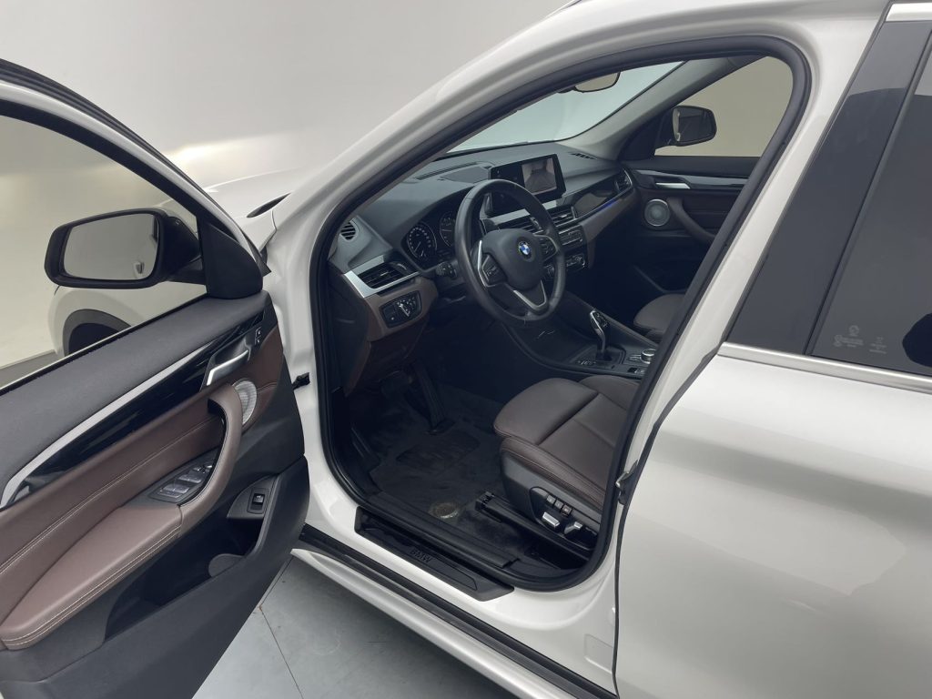 BMW X1 2022 sDrive20Li Fashion Edition - Huishida Trading