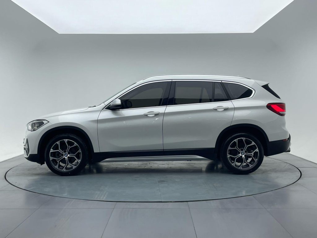 BMW X1 2022 sDrive20Li Fashion Edition - Huishida Trading