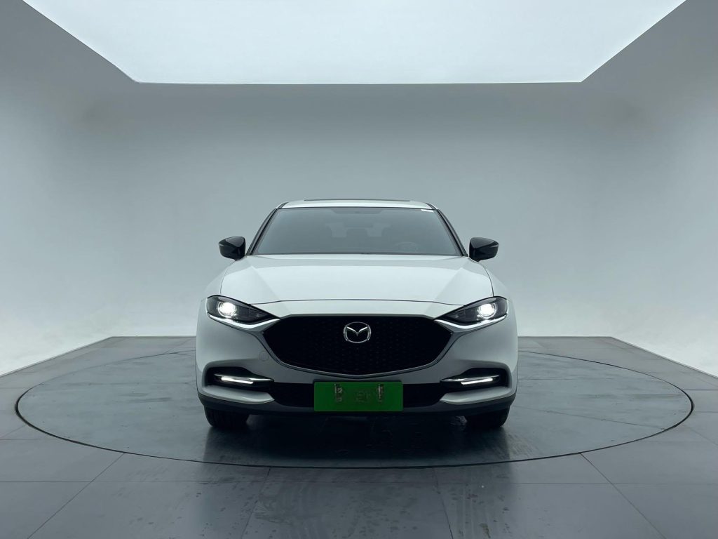 Mazda CX-4 2021 года 2,0 л Автоматическая коробка передач Передний привод Skyactiv Dynamic Edition - Huishida Trading