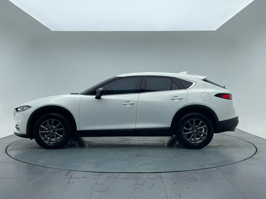 Mazda CX-4 2021 года 2,0 л Автоматическая коробка передач Передний привод Skyactiv Dynamic Edition - Huishida Trading