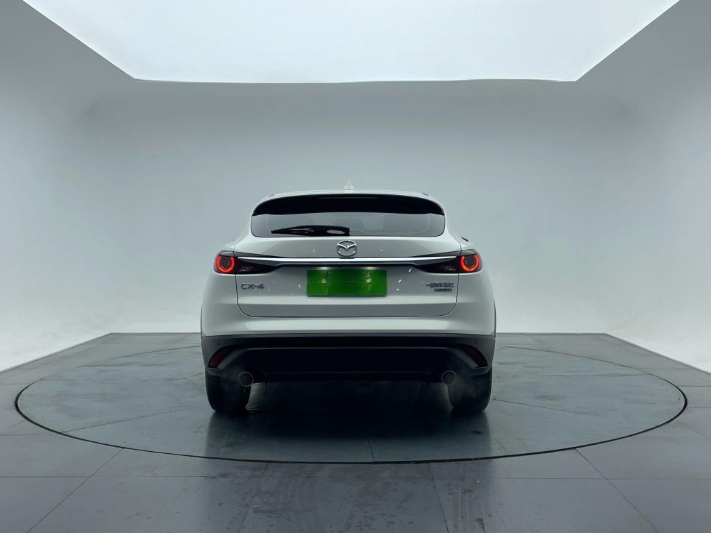 Mazda CX-4 2021 года 2,0 л Автоматическая коробка передач Передний привод Skyactiv Dynamic Edition - Huishida Trading