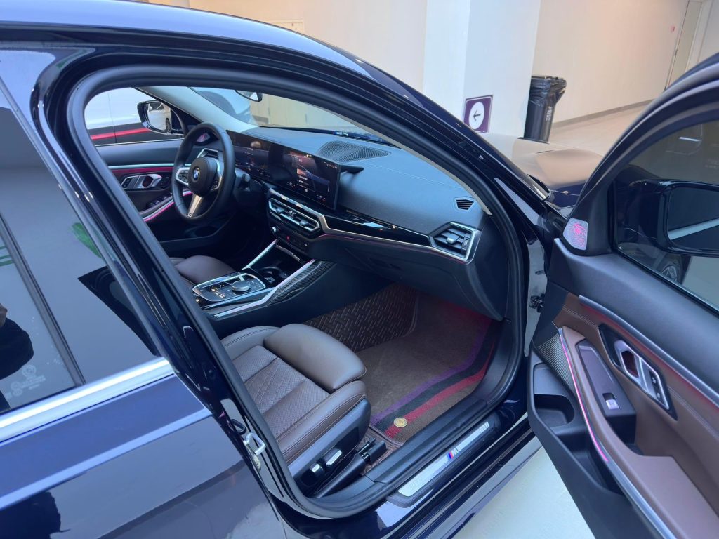 BMW 3 серии 2023 года 320Li M Sport Package - Huishida Trading
