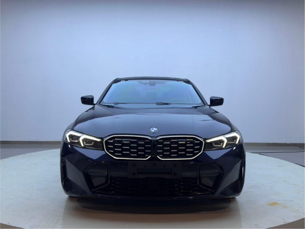 BMW 3 серии 2023 года 320Li M Sport Package - Huishida Trading