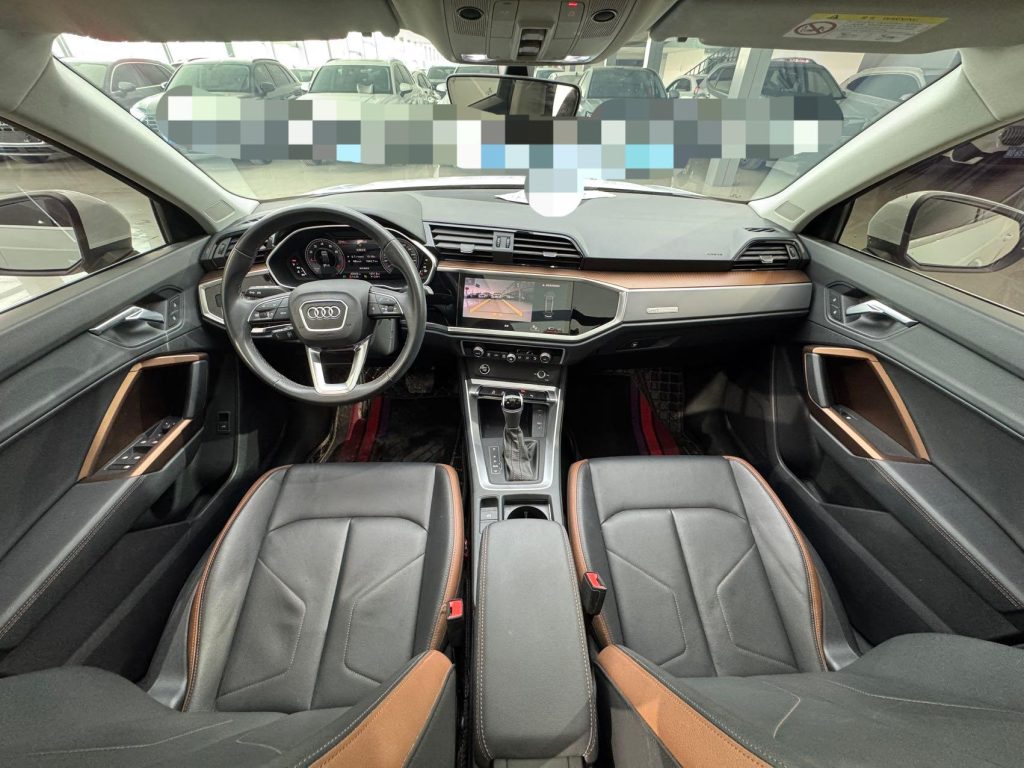 2022 Audi Q3 35TFSI Style Plus - Huishida Trading