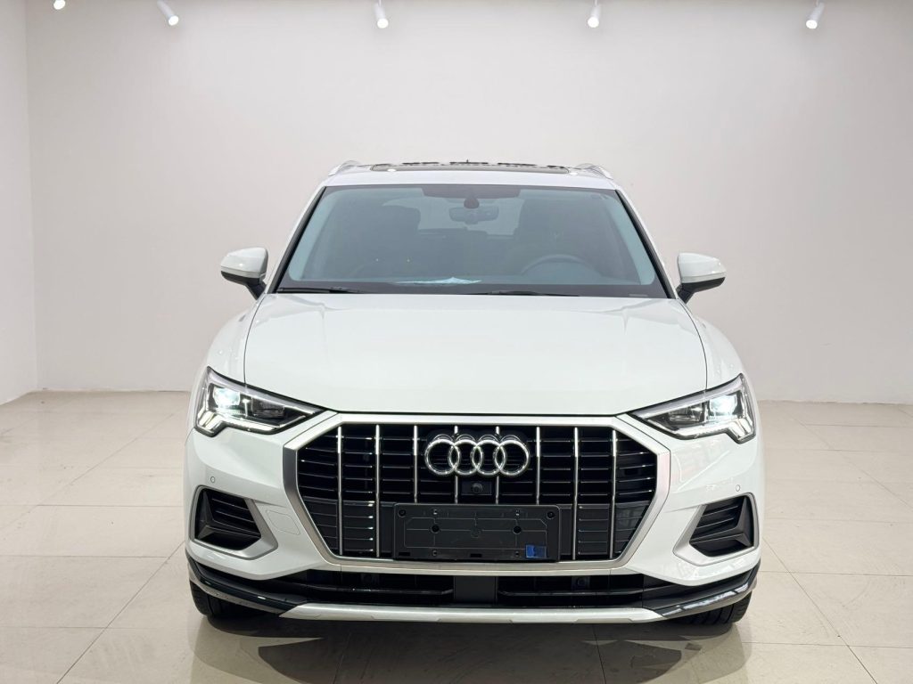 2022 Audi Q3 35TFSI Style Plus - Huishida Trading