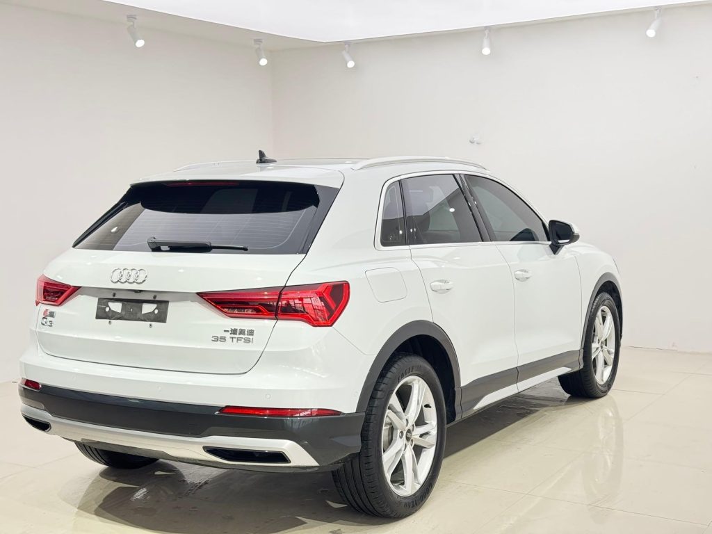 2022 Audi Q3 35TFSI Style Plus - Huishida Trading