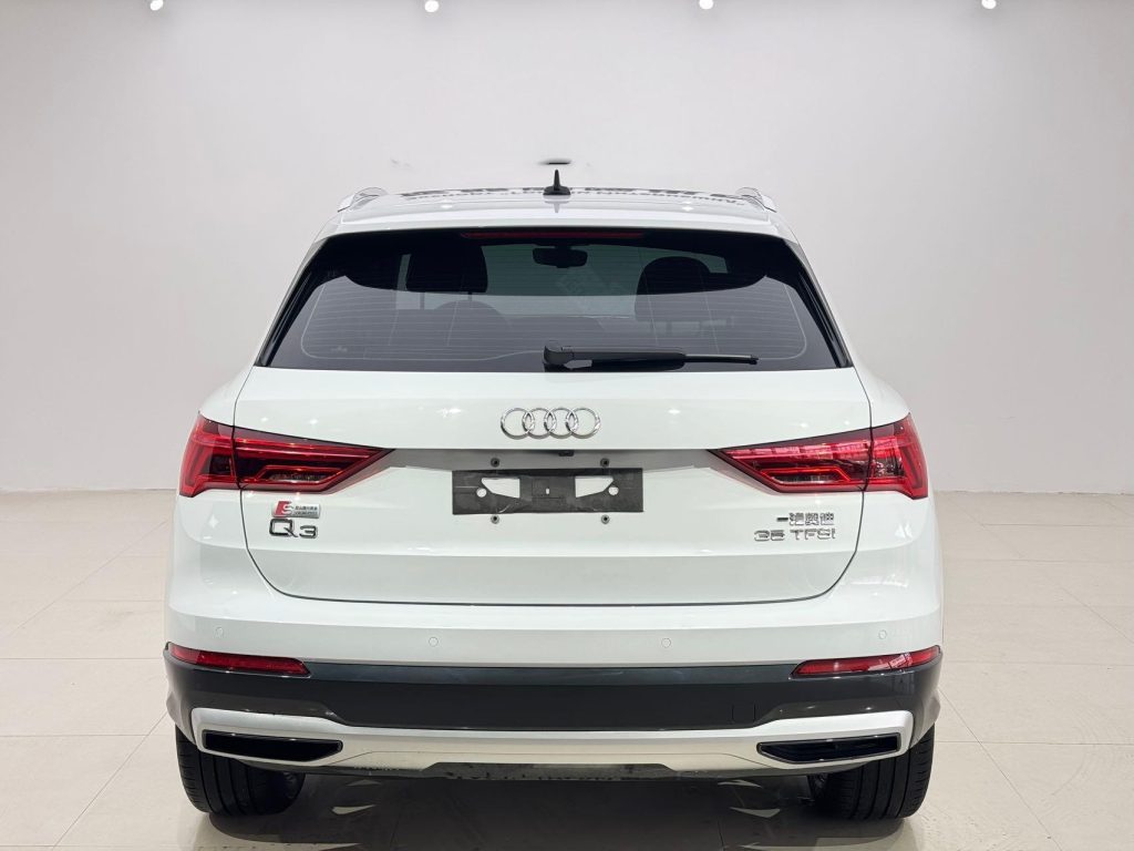 2022 Audi Q3 35TFSI Style Plus - Huishida Trading