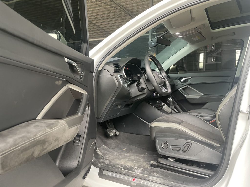 Audi Q3 2022 года 35 TFSI Sportline Национальный стандарт выбросов VI - Huishida Trading