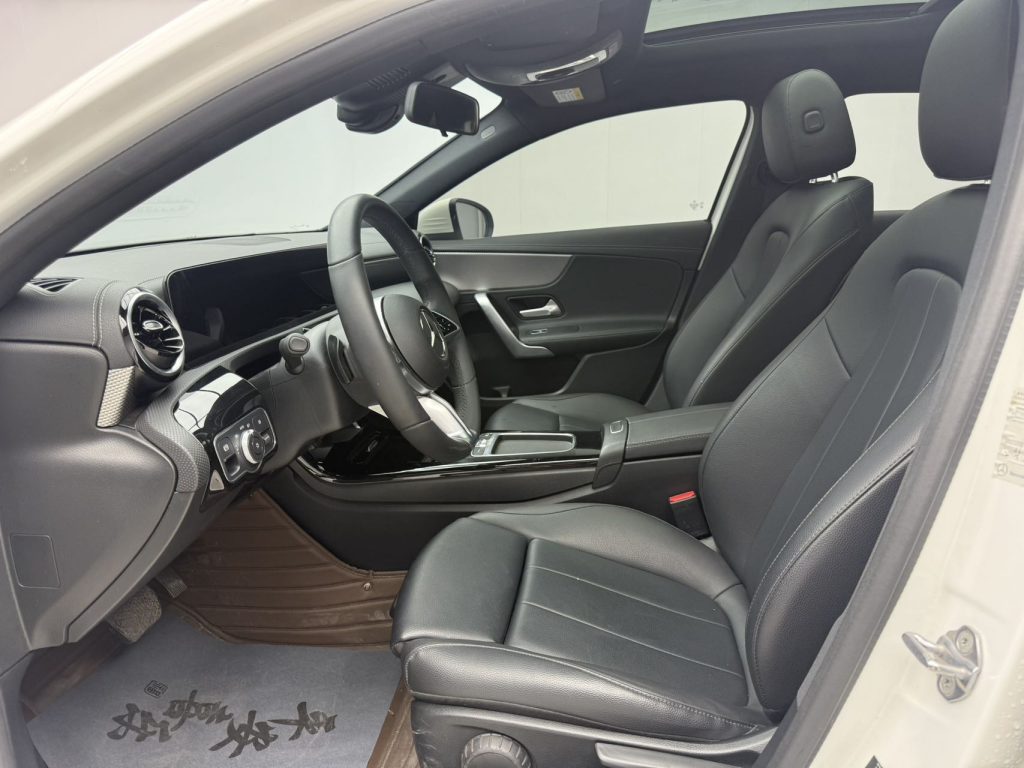 Mercedes-Benz A-Class 2023 A 180 L - Huishida Trading