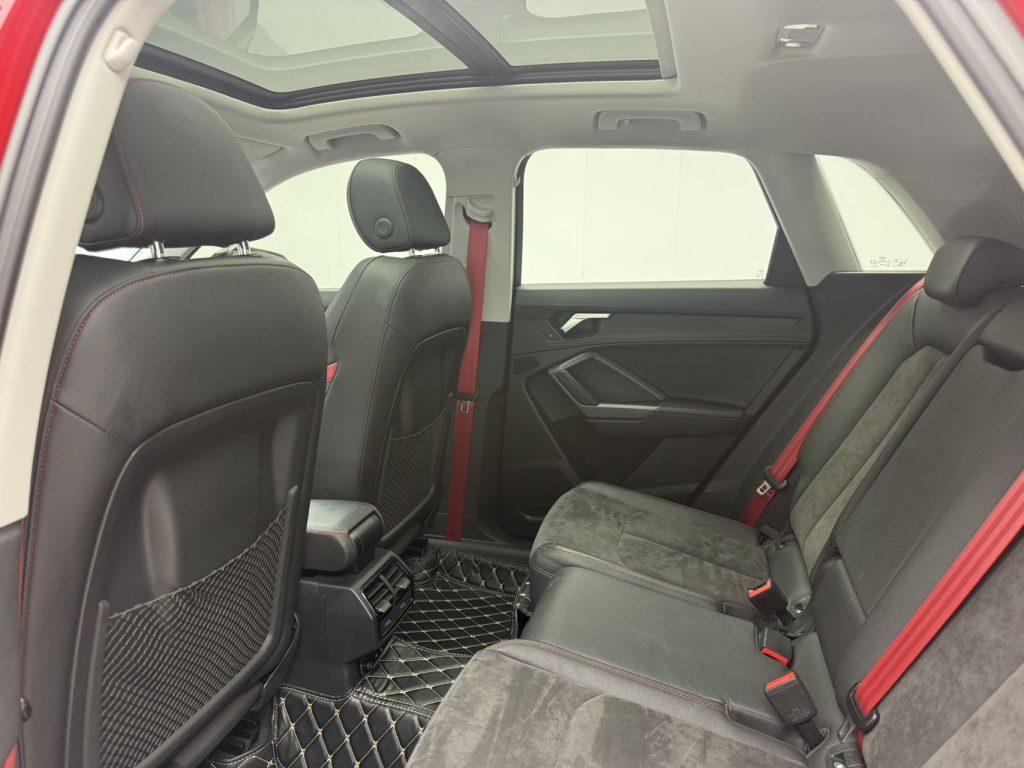 Audi Q3 2021 35 TFSI Sportline - Huishida Trading