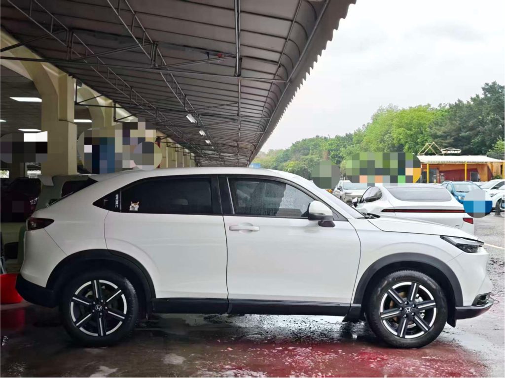 Honda Vezel 2023 1.5L CVT Elite Edition - Huishida Trading