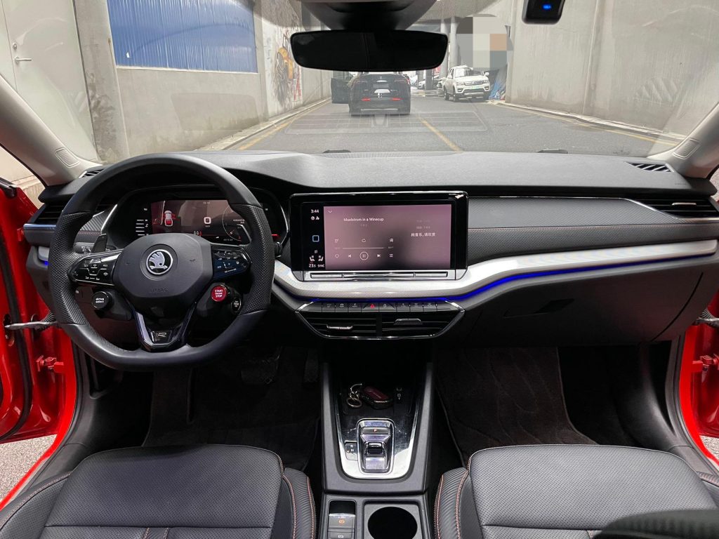 Škoda Octavia 2021 модельного года TSI280 DSG Smart Drive Flagship Edition - Huishida Trading