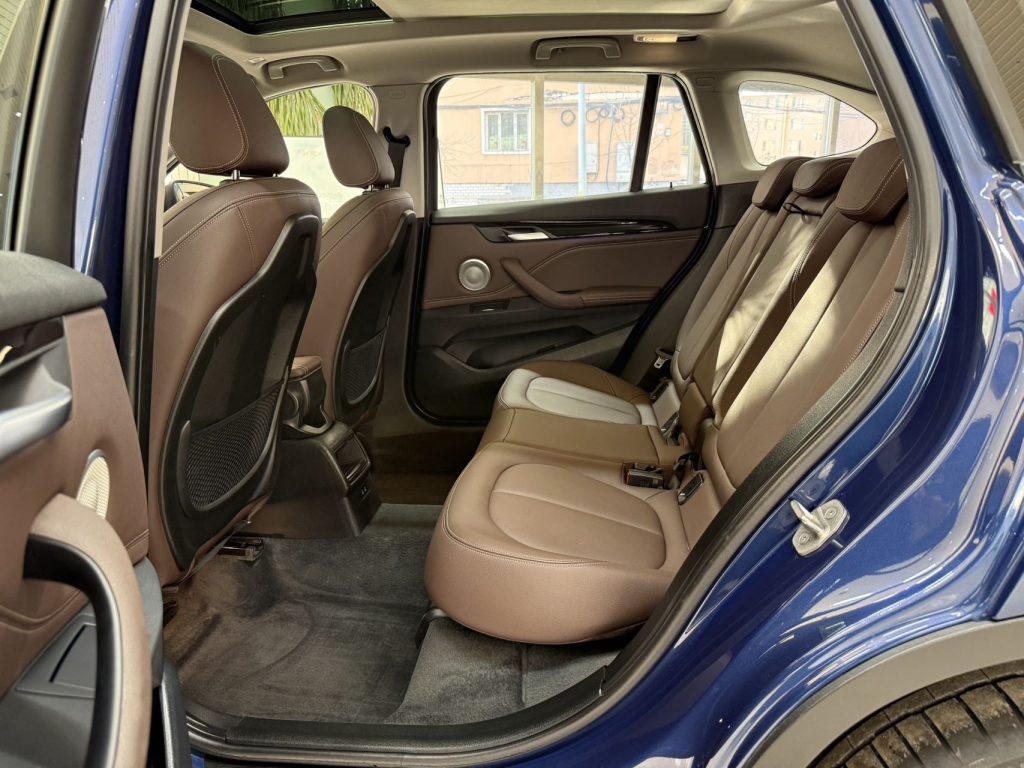 BMW X1 2022 sDrive20Li Fashion Edition - Huishida Trading