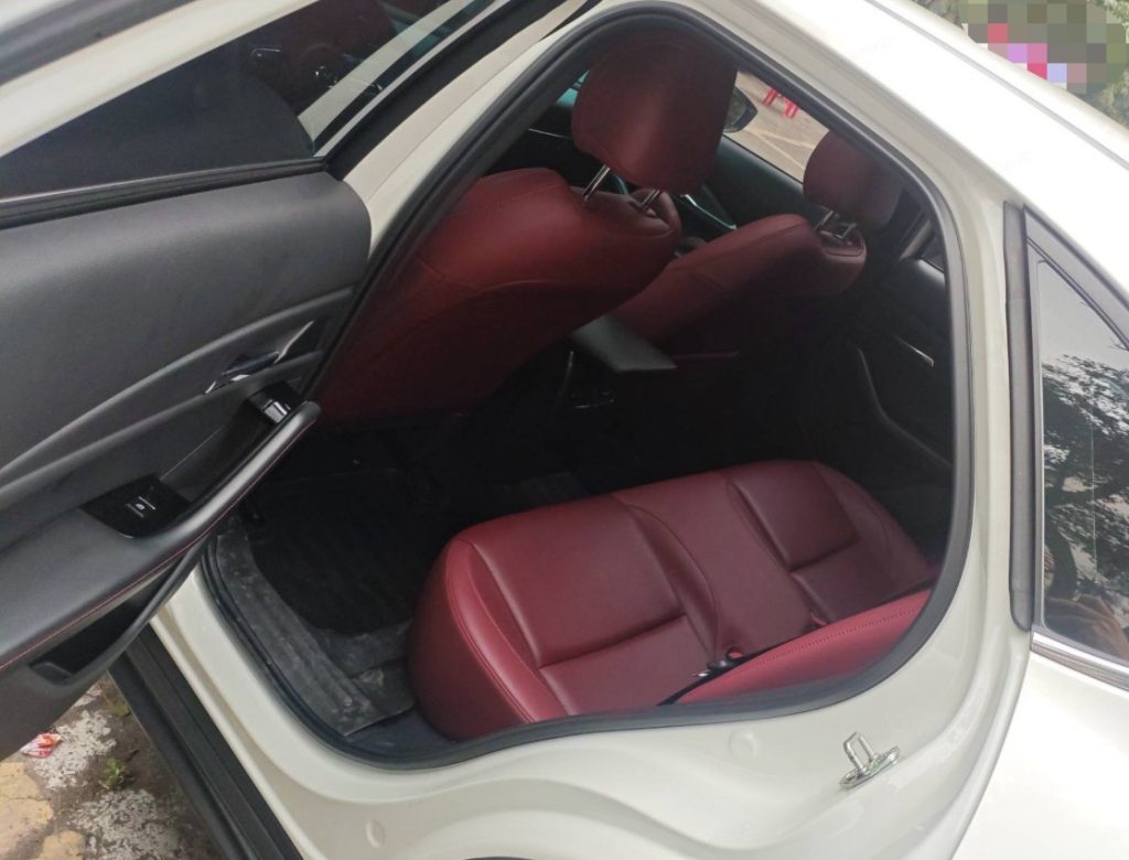 Mazda CX-30 2022 года 2,0 л Автоматическая коробка передач Elegance Black Edition - Huishida Trading