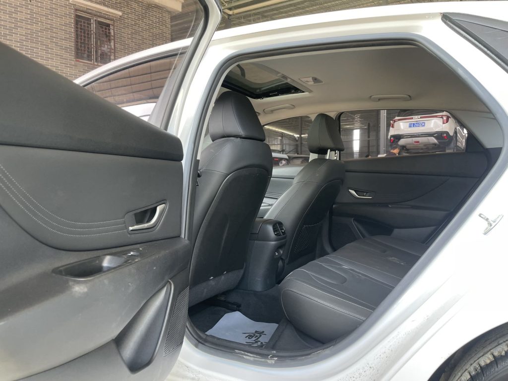 Hyundai Elantra 2022 года 1,5 л CVT GLX Elite Edition - Huishida Trading