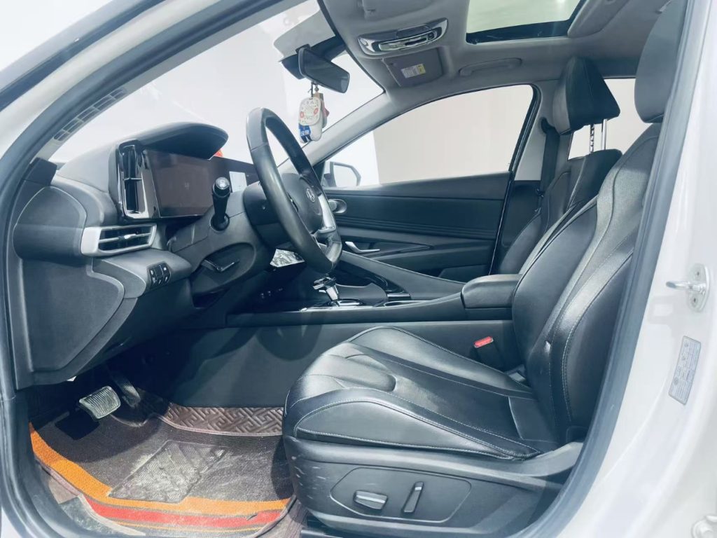 2021 Hyundai Elantra 1.5L CVT LUX Premium Edition - Huishida Trading