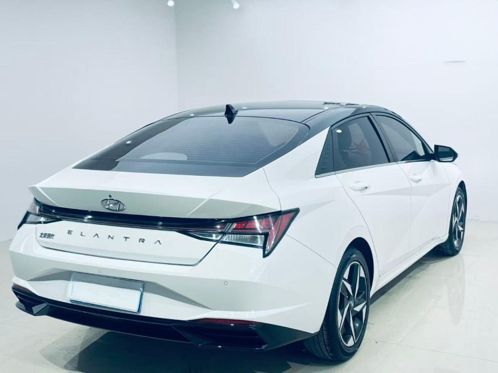 2021 Hyundai Elantra 1.5L CVT LUX Premium Edition - Huishida Trading