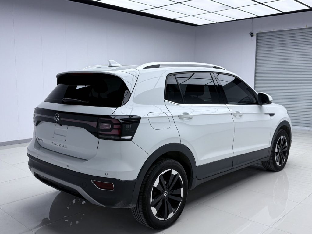 Volkswagen TACQUA 2021года 1,5 л Автоматическая коробка передач Connect Edition - Huishida Trading