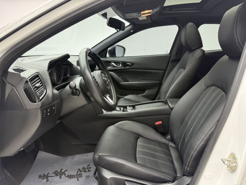 Mazda CX-4 2021 Модель 2.0L Автоматическая коробка передач 2WD Skyactiv Dynamic Edition - Huishida Trading