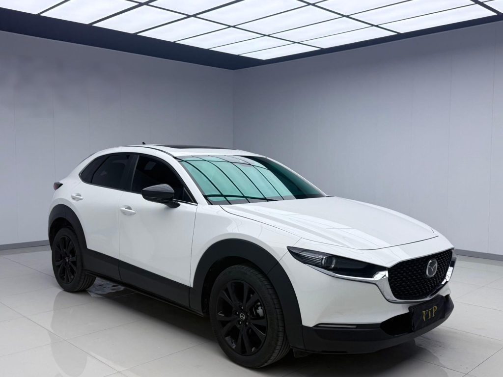 Mazda CX-30 2022 года 2,0 л Автоматическая коробка передач Elegance Black Edition - Huishida Trading