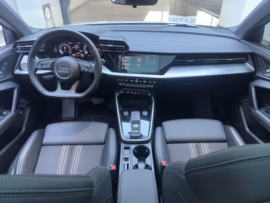 2022 Audi A3 Sportback 35 TFSI Sportline - Huishida Trading