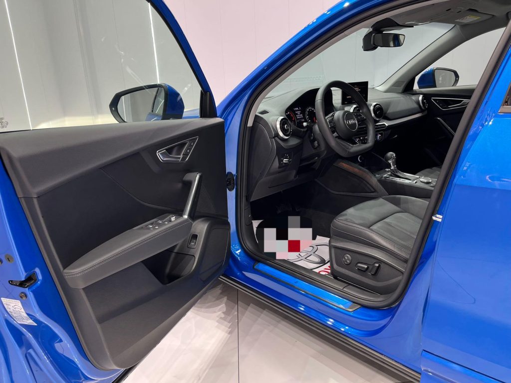 Audi Q2L 2022 года 35 TFSI Sportline Национальный стандарт выбросов VI - Huishida Trading