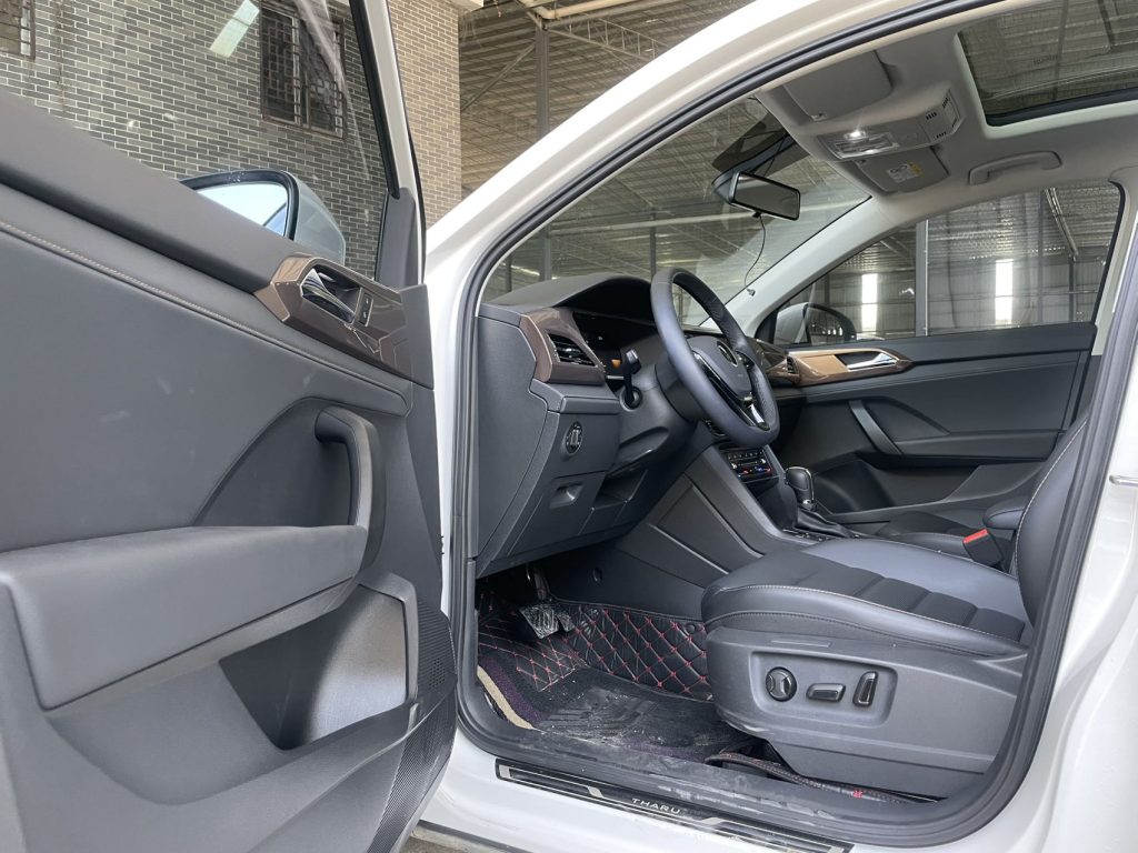 Volkswagen Tharu 2022 280TSI Two-Wheel Drive Luxury Edition - Huishida Trading